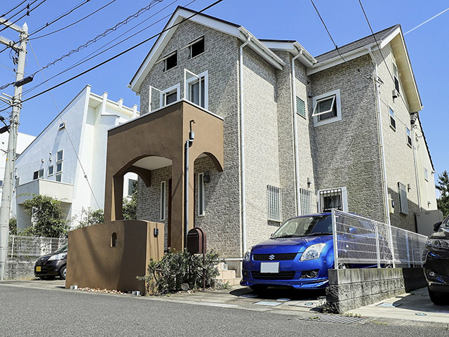 大磯町西小磯の中古住宅