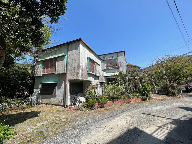 大磯町東小磯の角地の土地