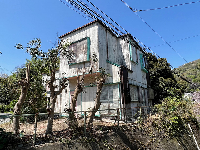 大磯町東小磯の角地の土地