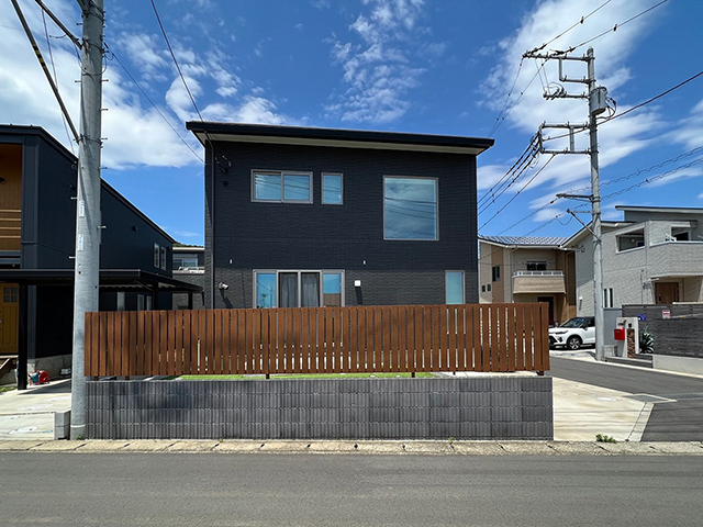 大磯町西小磯の中古住宅