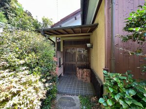 大磯町西小磯の中古住宅