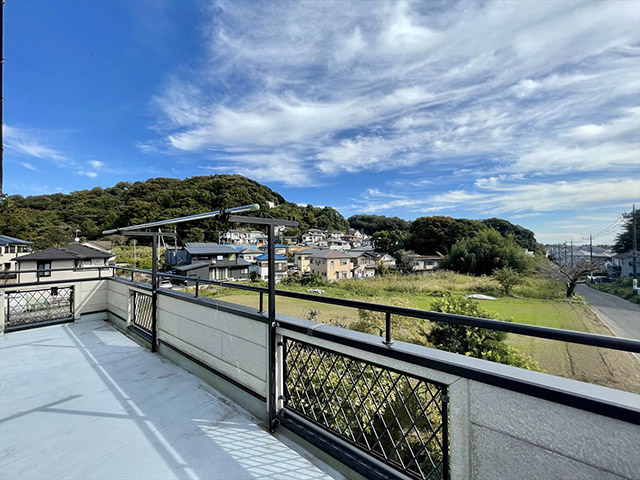 大磯町西小磯の中古住宅