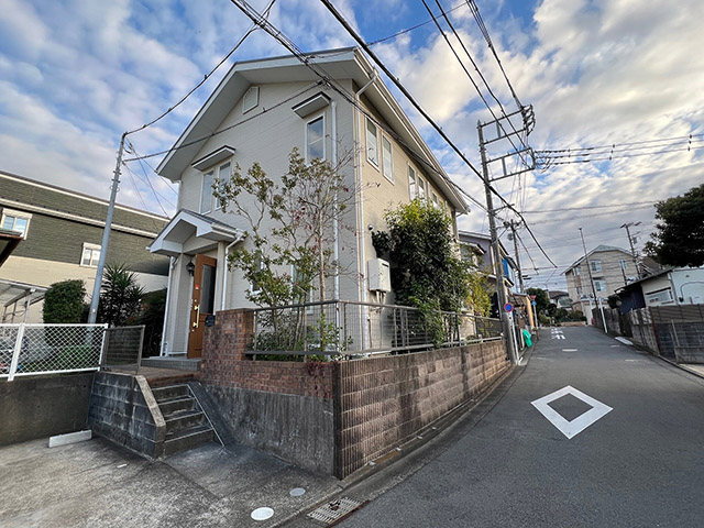 大磯町西小磯の中古住宅