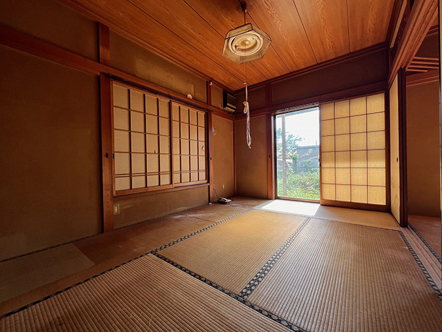 秦野市戸川の中古住宅