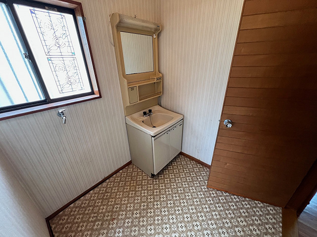 大磯町生沢の中古住宅