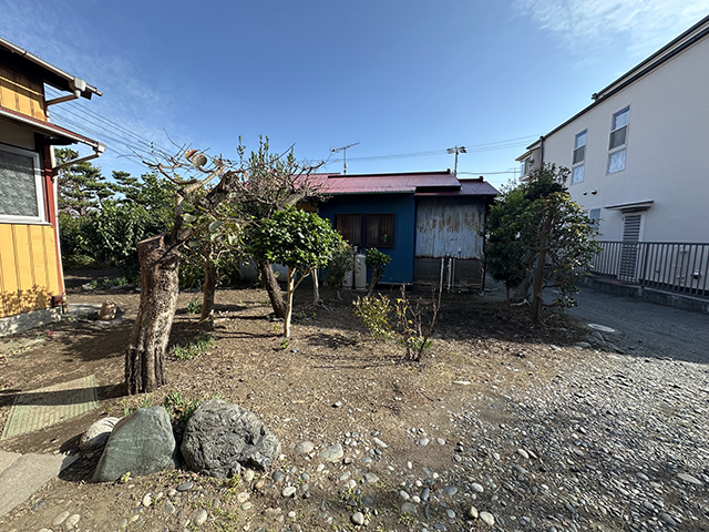 大磯釜口下の庭付の貸家