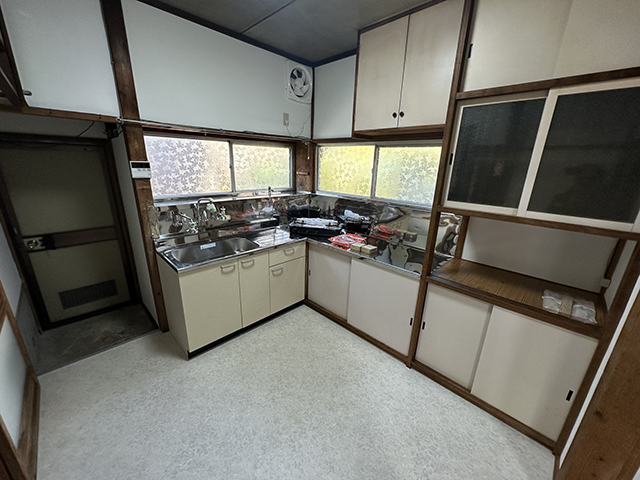 大磯釜口下の庭付の貸家