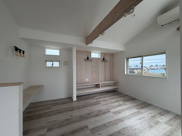 大磯町西小磯の築浅中古住宅