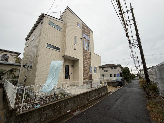大磯町西小磯の築浅中古住宅