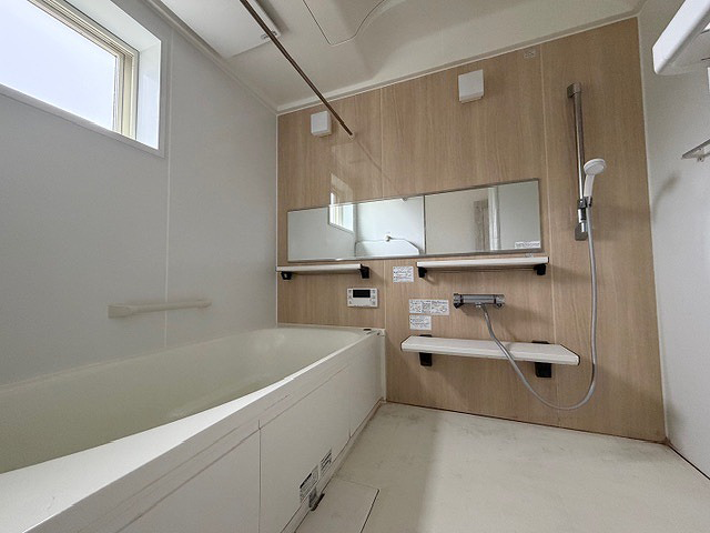 大磯町西小磯の築浅中古住宅