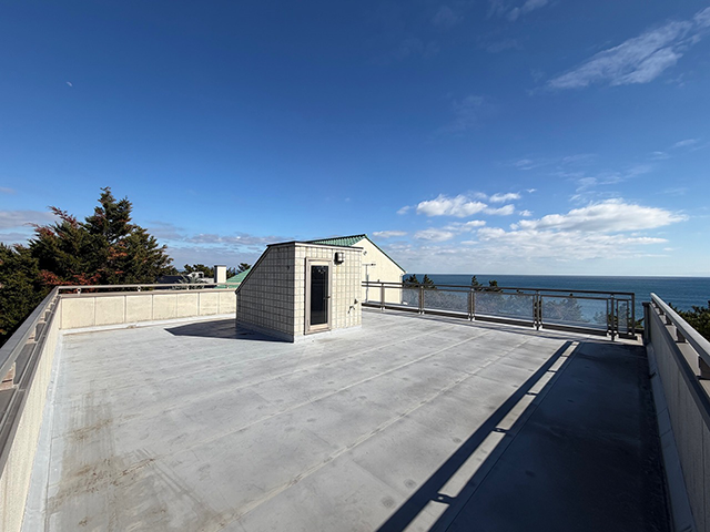 大磯町西小磯の海の見える中古住宅